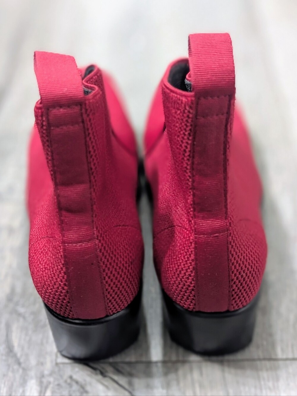 Charleston Shoe Co Red Knit Ankle Boots NWOT - Picture 4 of 7